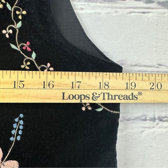 Vtg Chrysantheme Embroidered Velvet Vest Small Black Floral Boho 90s Grandmacore - Picture 8 of 10